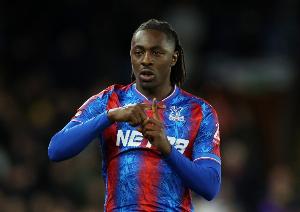 热刺被截胡？TA：阿森纳出手准备引进埃泽，球员愿加盟